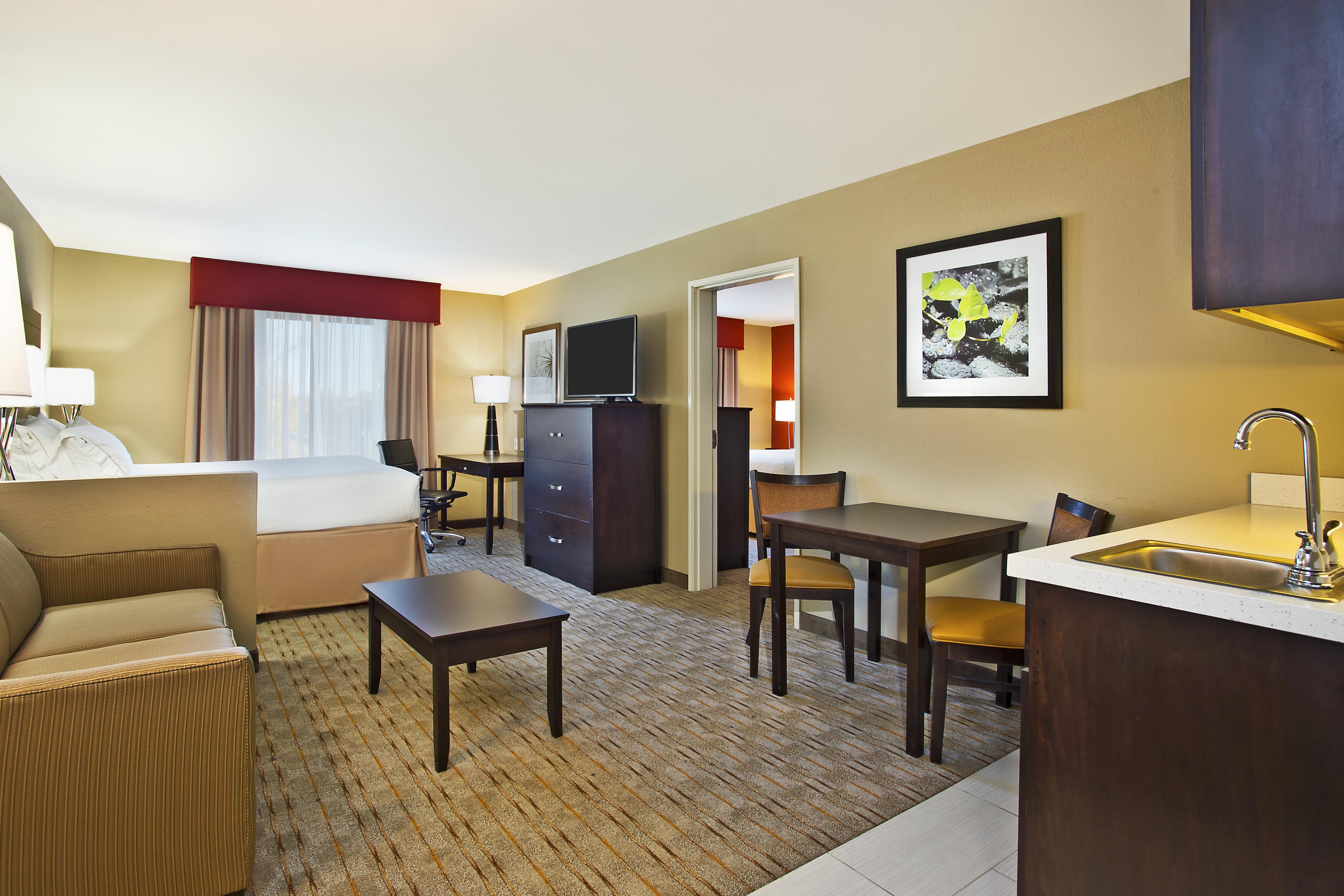 Holiday Inn Express & Suites Springfield By Ihg Dış mekan fotoğraf