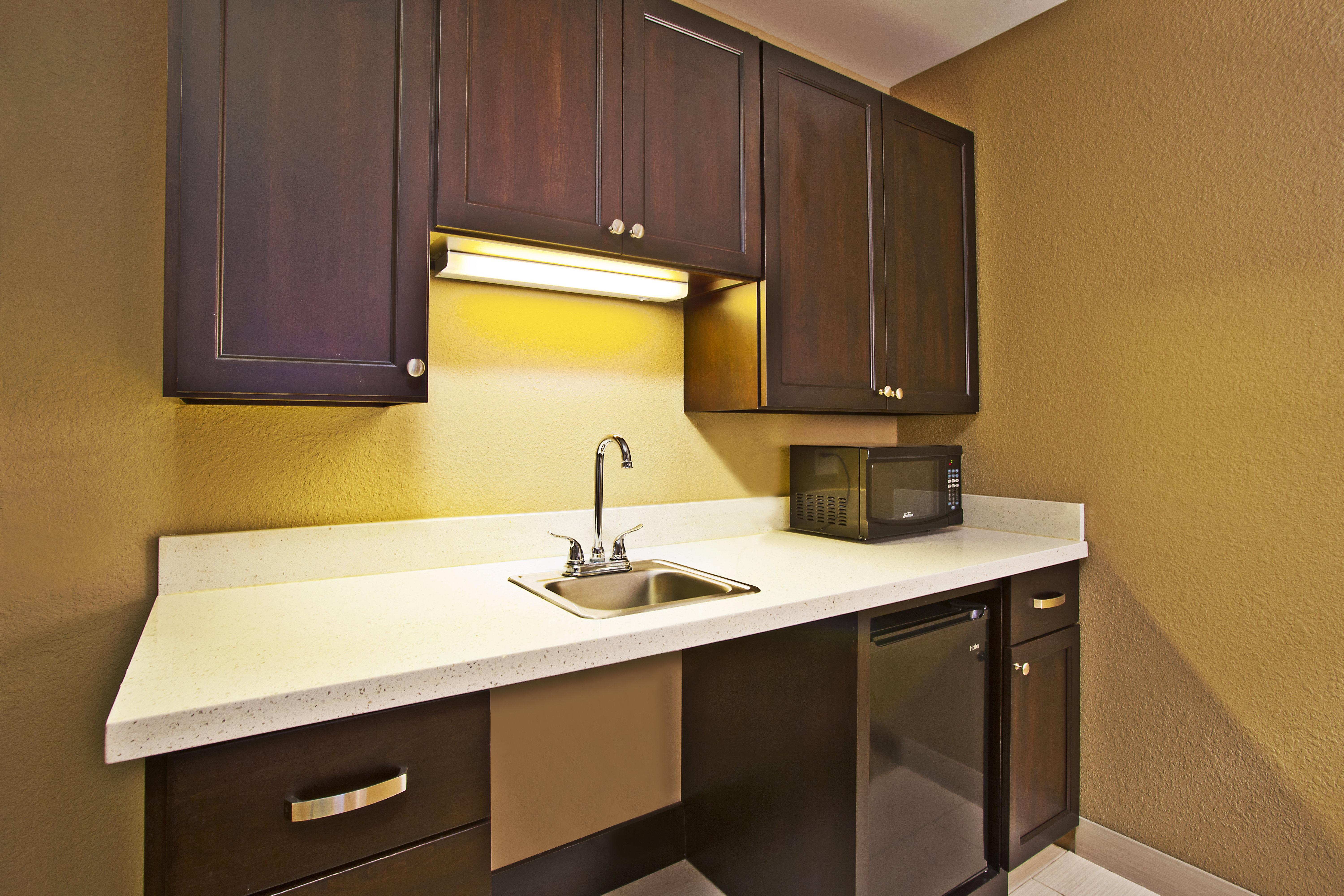 Holiday Inn Express & Suites Springfield By Ihg Dış mekan fotoğraf